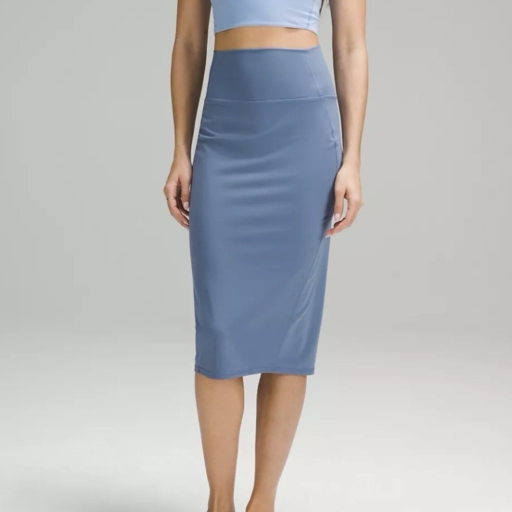 NWT Lululemon Skirt 4 Nulu Slim-Fit High-Rise‎ Iron Oasis Blue LW8AH0S Midi New